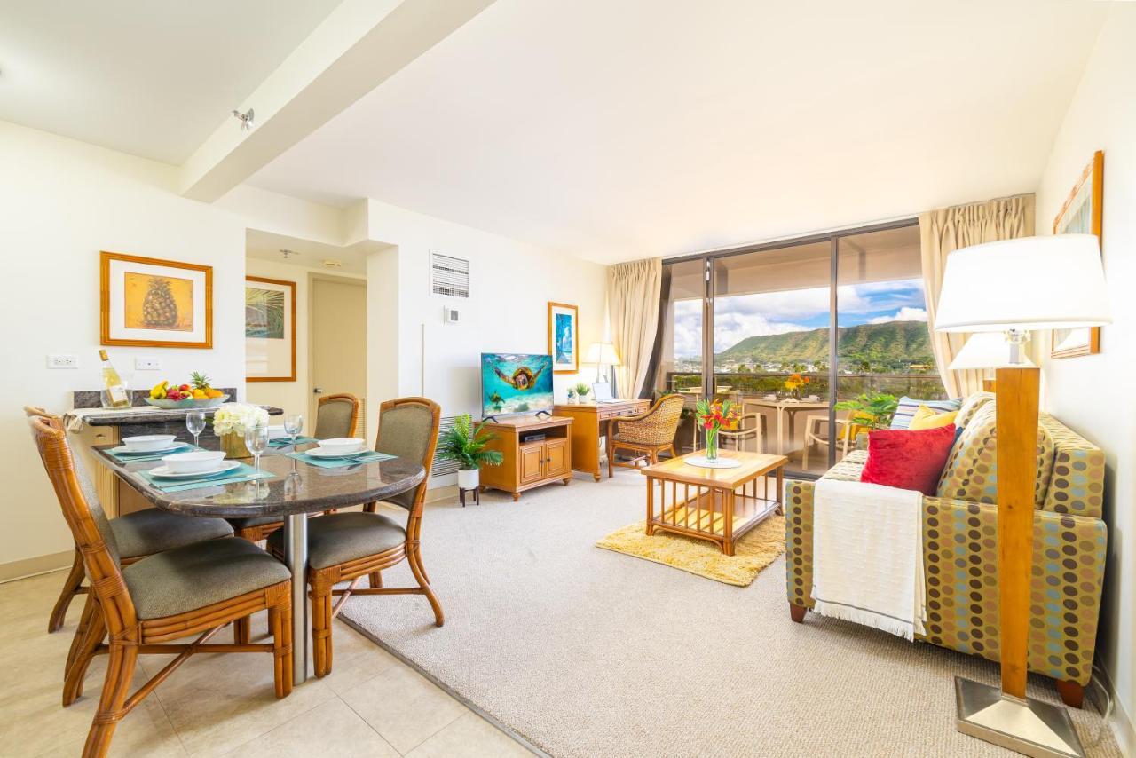 Great Diamond Head Views, 2Br Condo With Free Parking! Honolulu Bagian luar foto