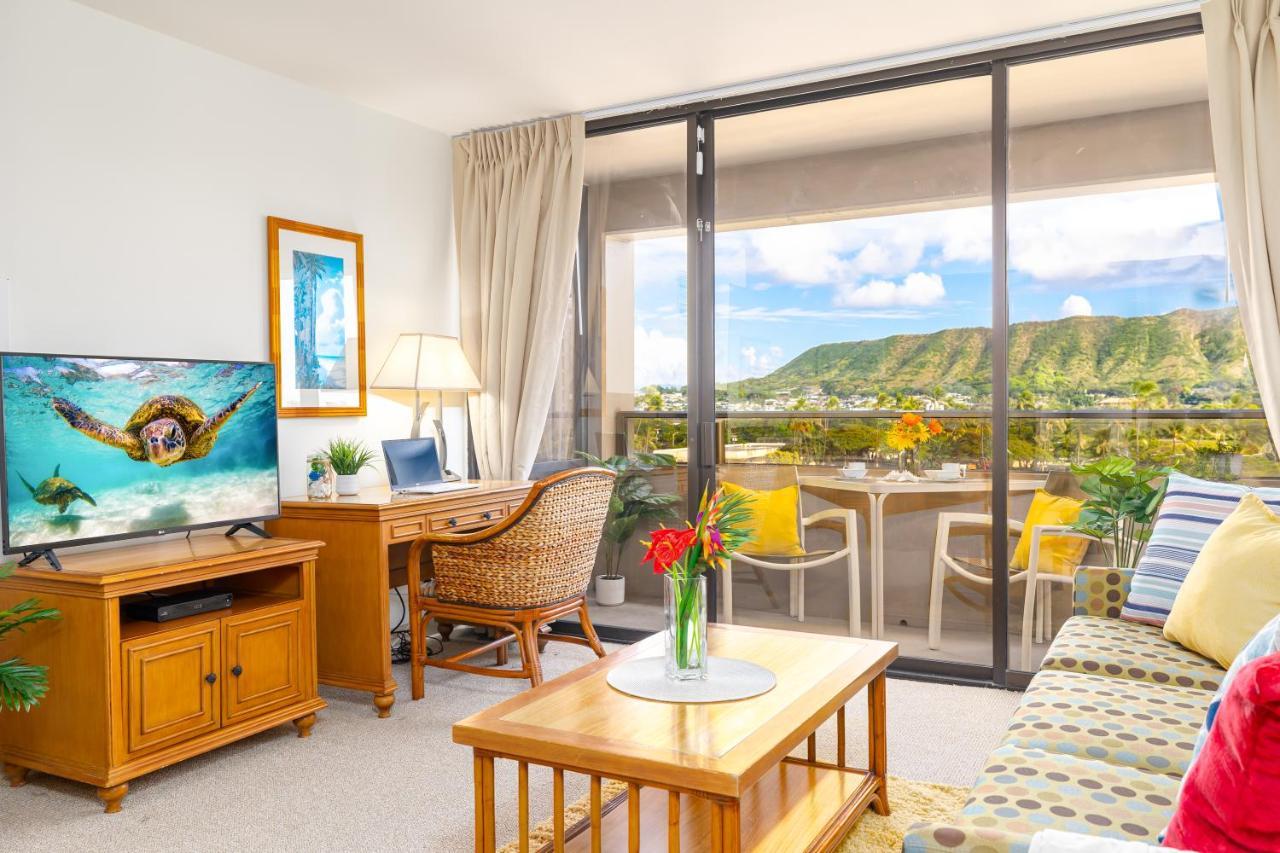 Great Diamond Head Views, 2Br Condo With Free Parking! Honolulu Bagian luar foto